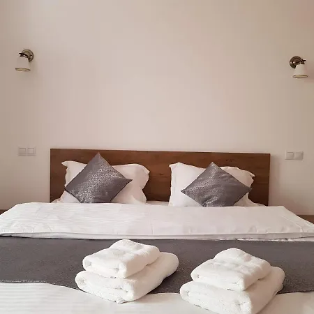 Gasthuis Resting House Braşov