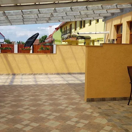 Gasthuis Resting House Braşov